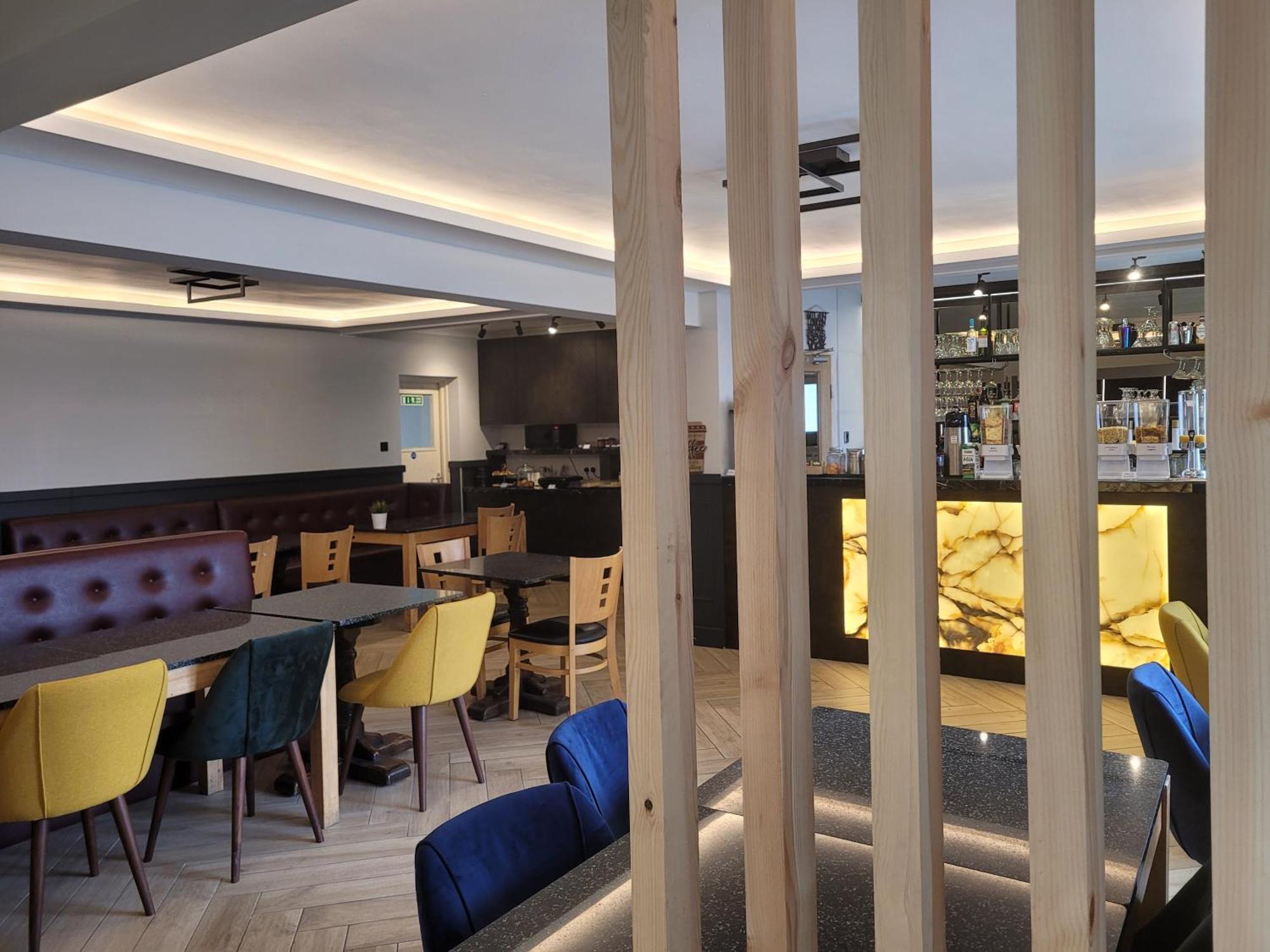 The Gatwick White House Hotel Horley Dış mekan fotoğraf