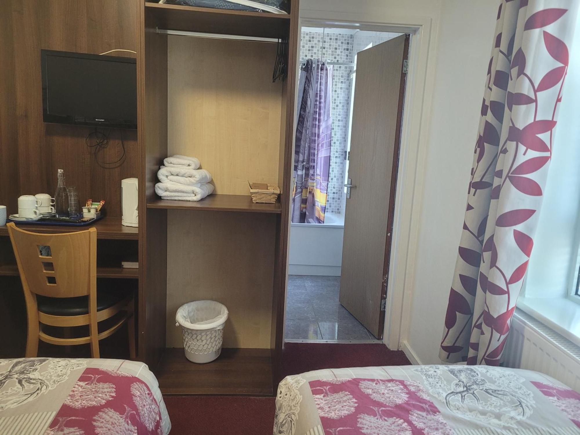 The Gatwick White House Hotel Horley Dış mekan fotoğraf