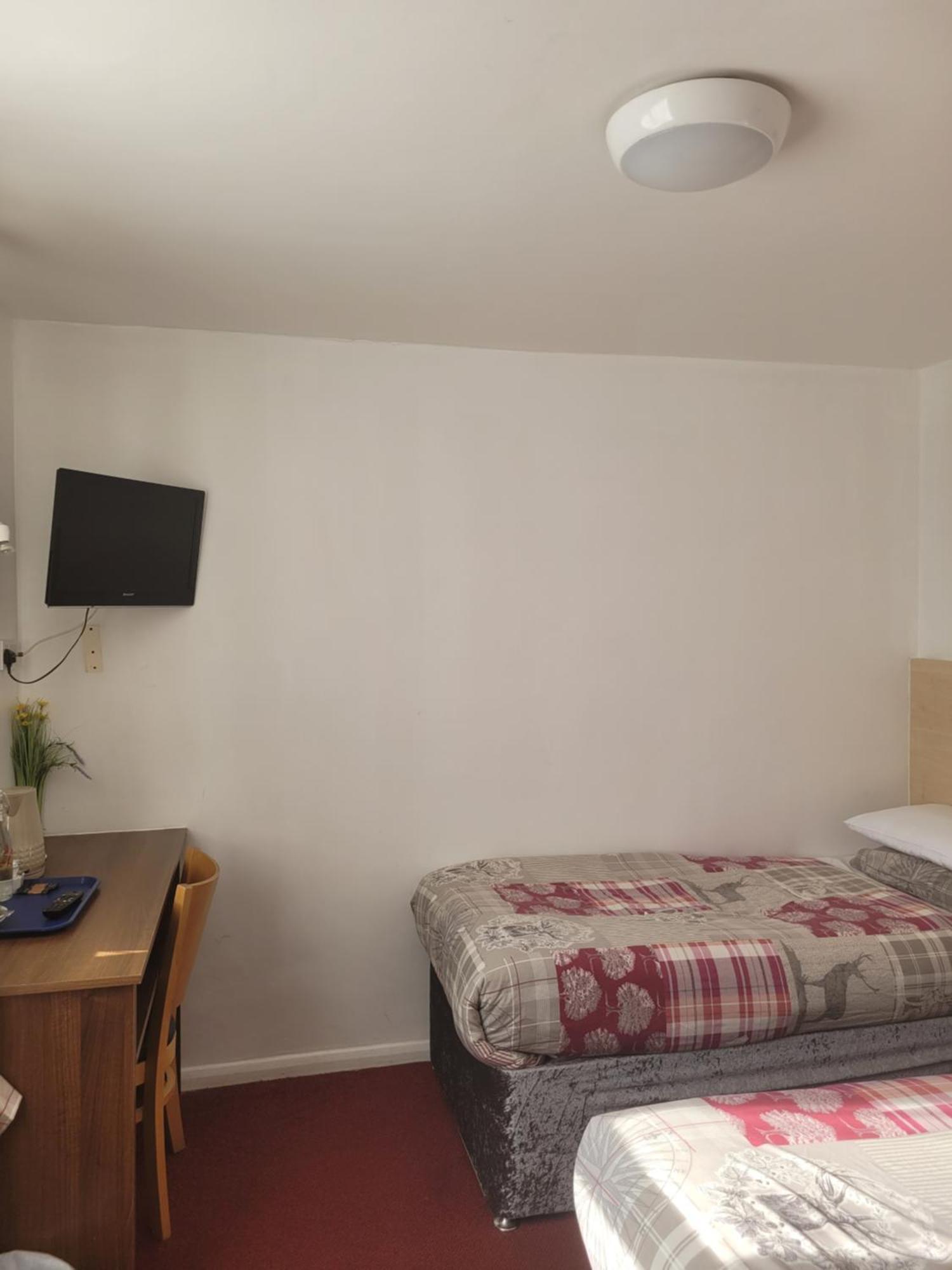 The Gatwick White House Hotel Horley Dış mekan fotoğraf