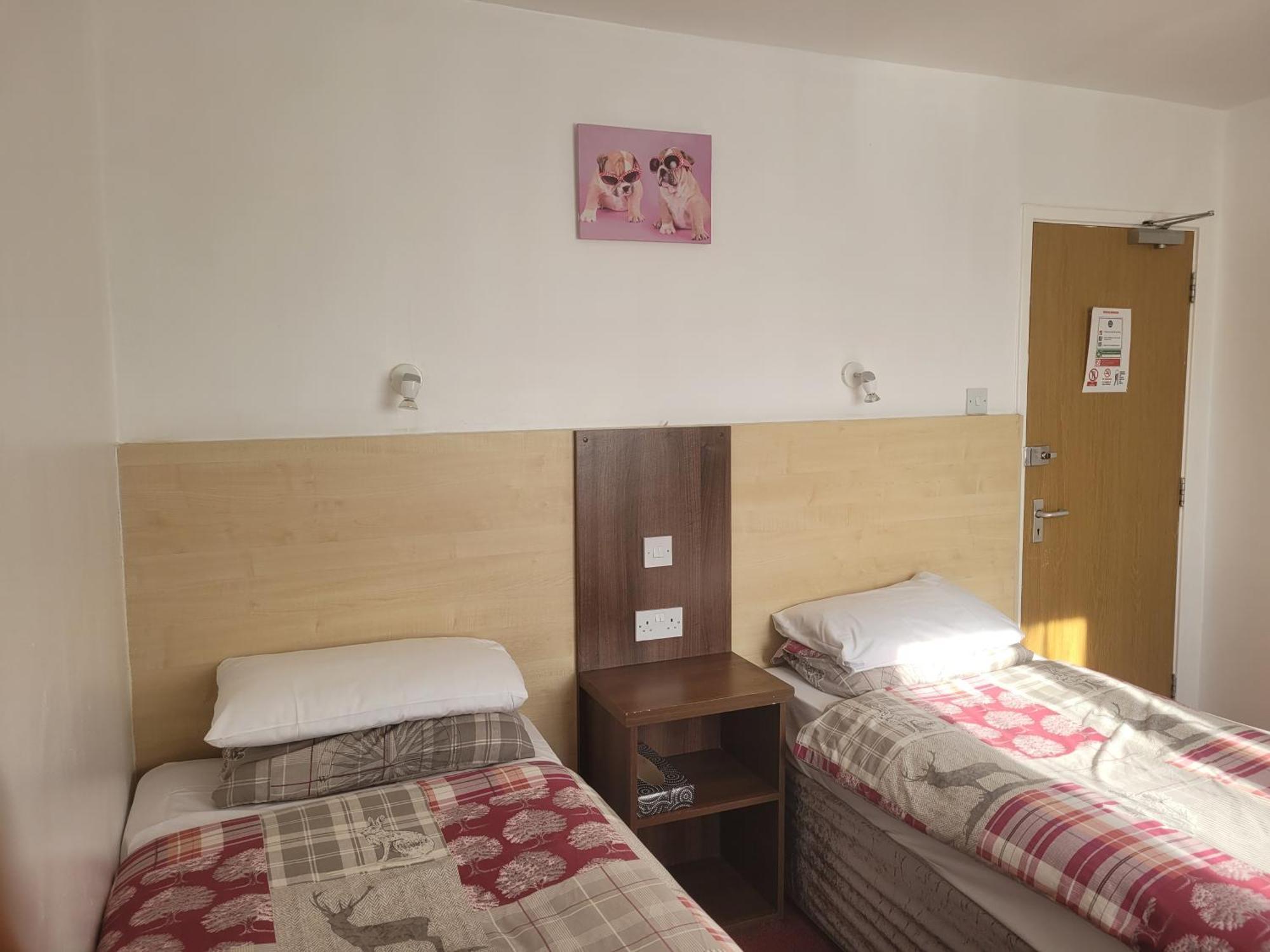 The Gatwick White House Hotel Horley Dış mekan fotoğraf