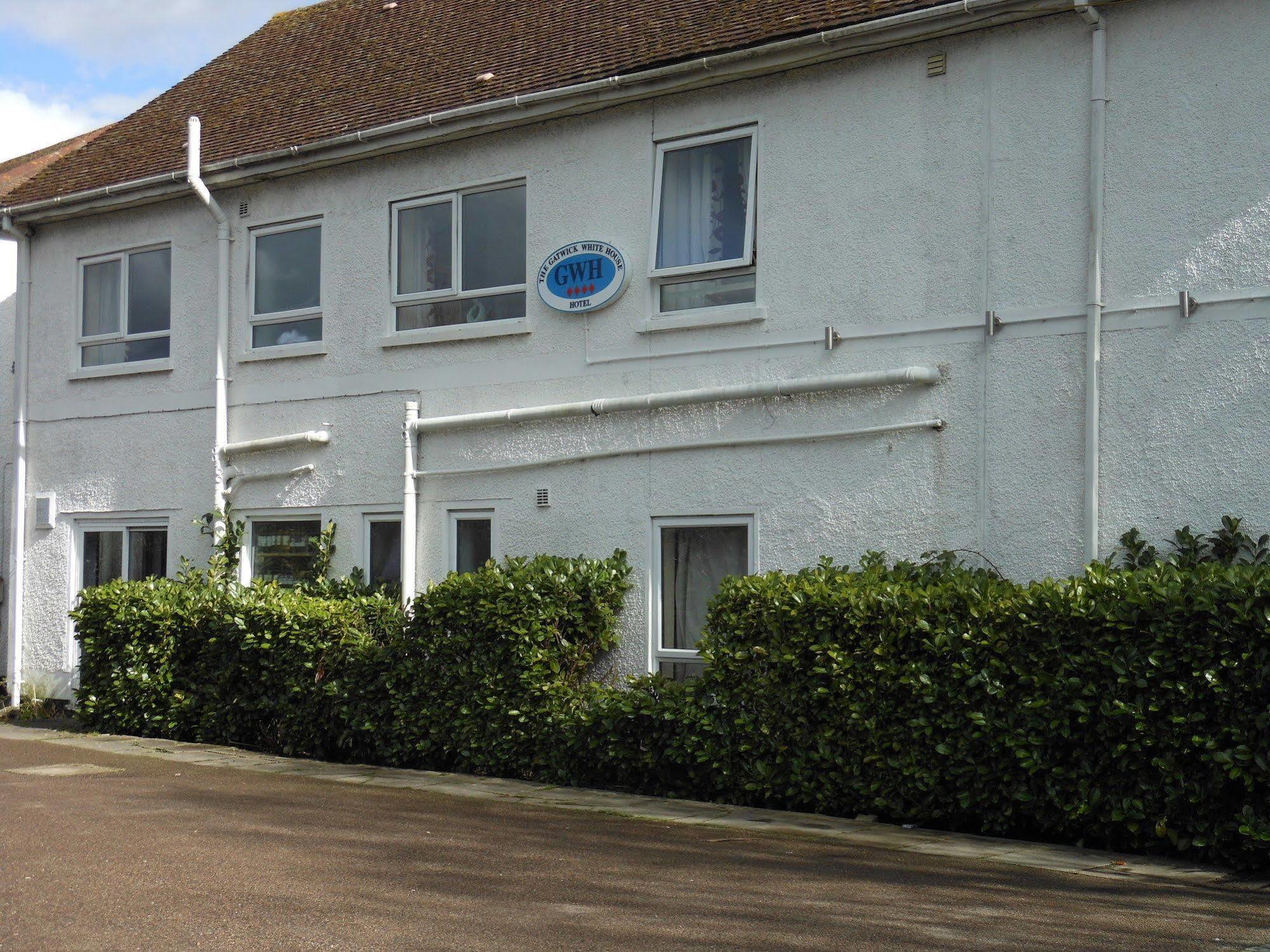 The Gatwick White House Hotel Horley Dış mekan fotoğraf
